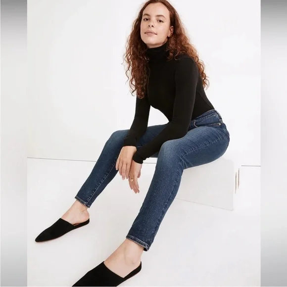 Madewell Curvy High Rise Skinny Jean - Picture 2 of 11